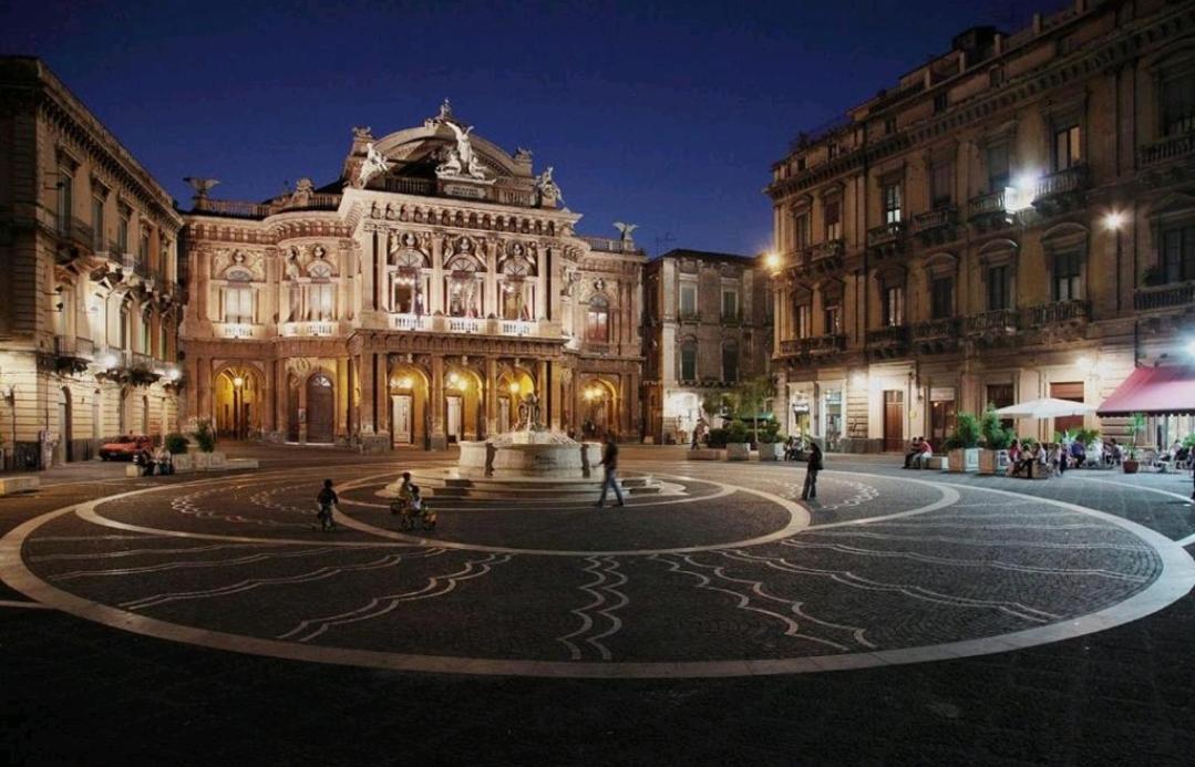 Appartamento Catania Centro Exterior foto
