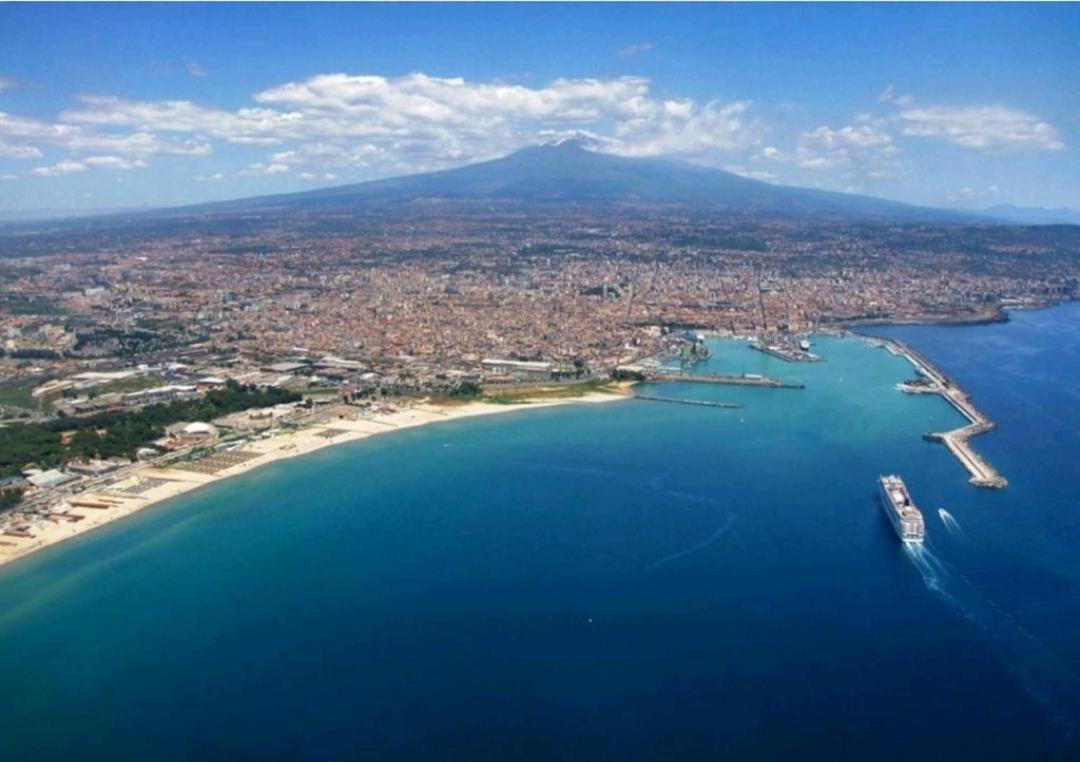 Appartamento Catania Centro Exterior foto
